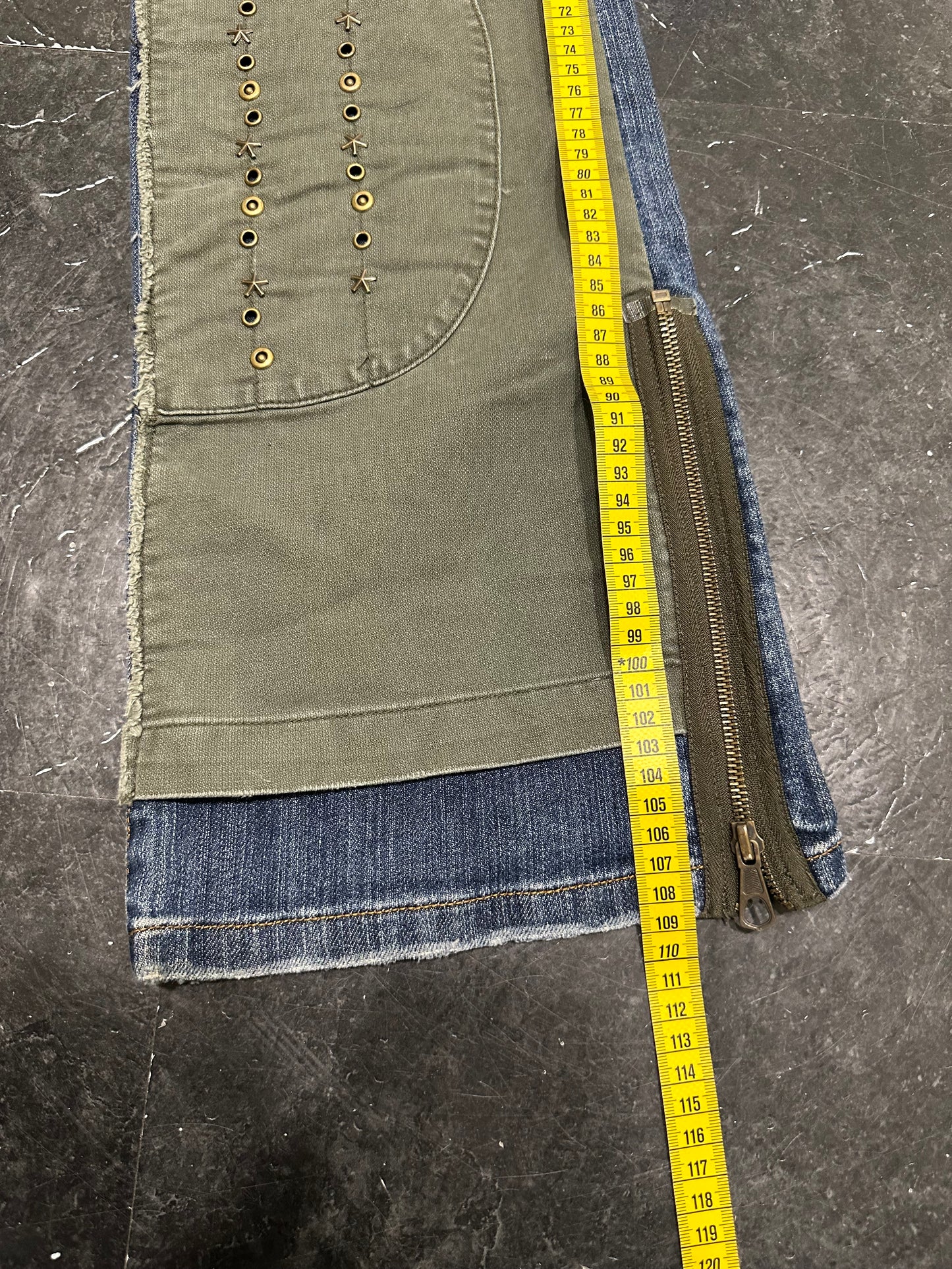 Military jeans
