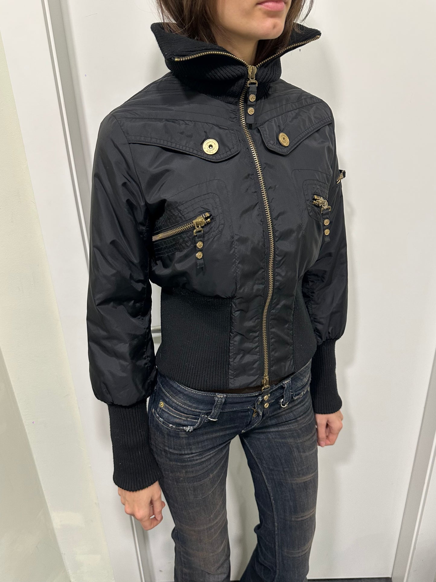 Cropped puffer jacket