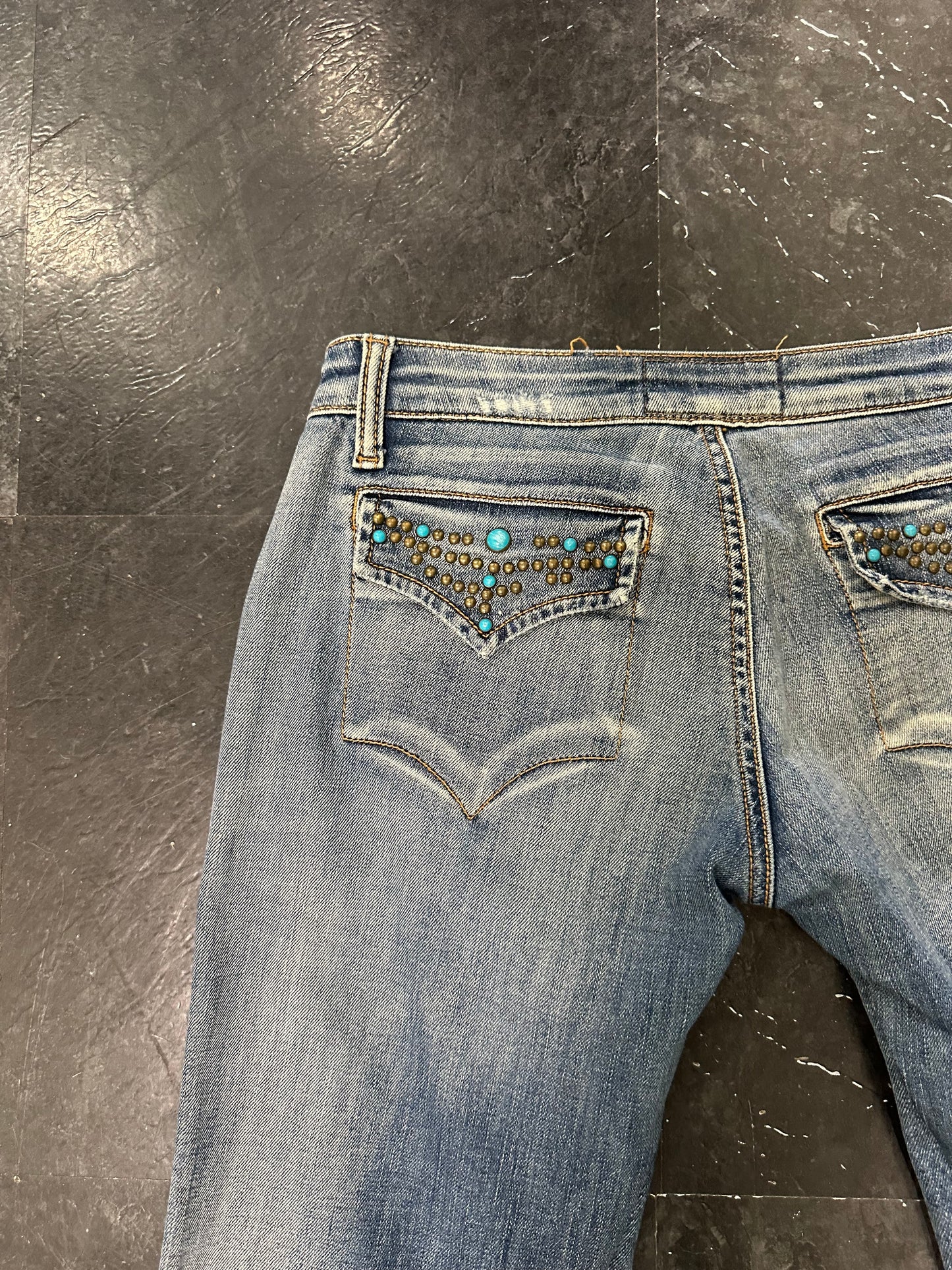 Low rise jeans