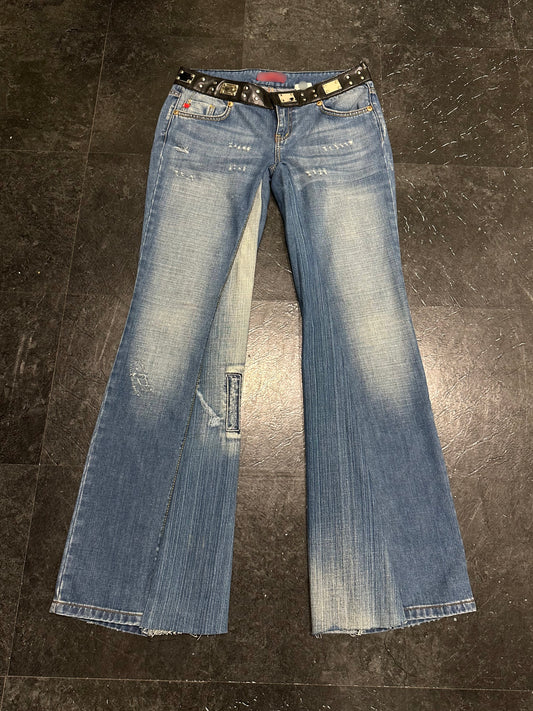 Low rise jeans