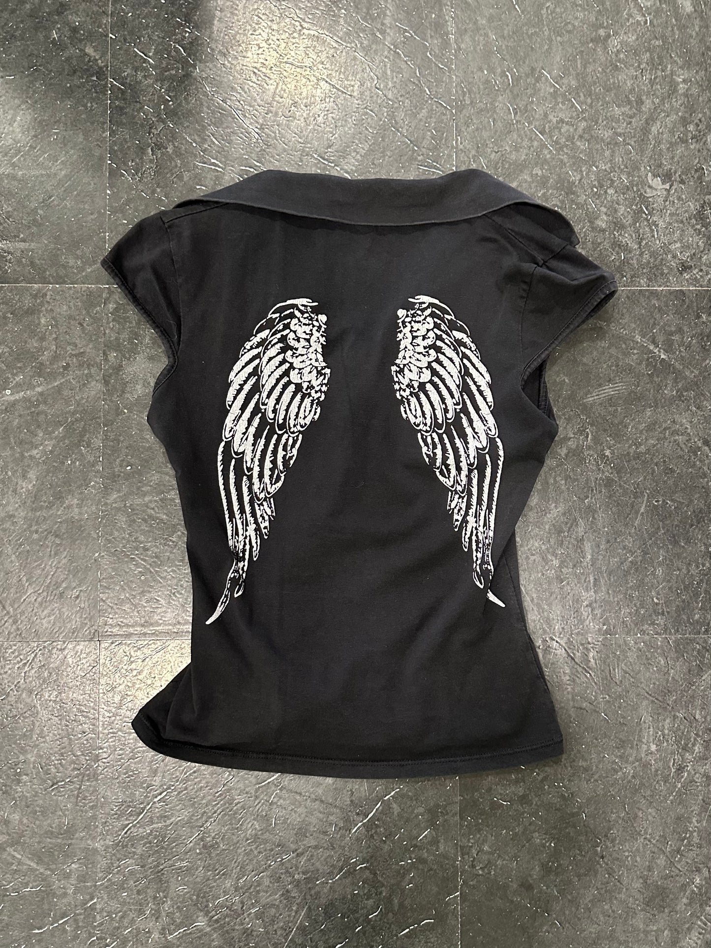 Wings top