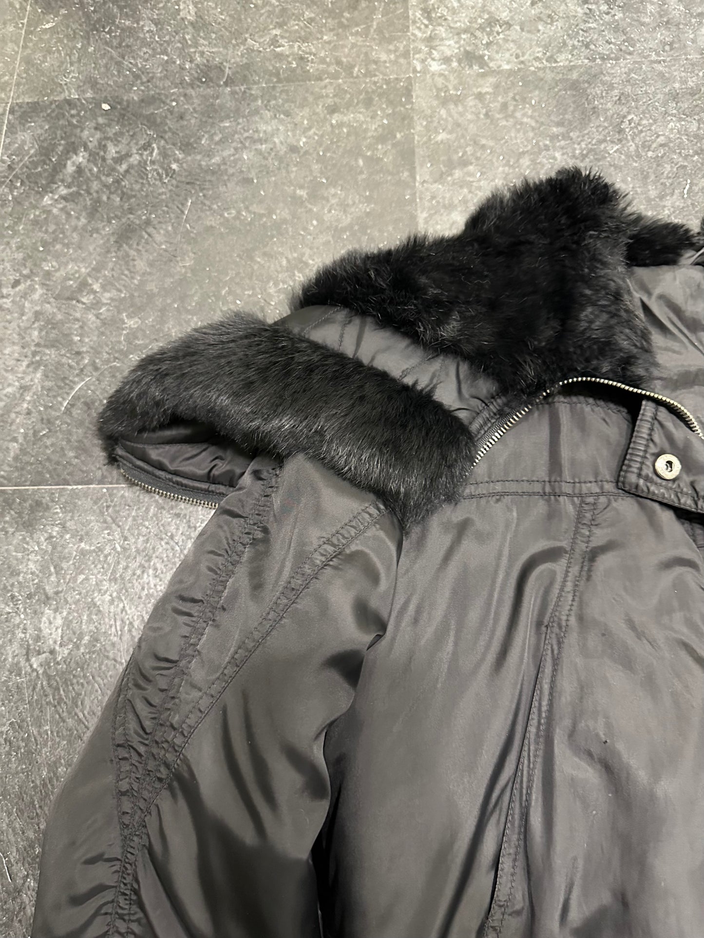 Cropped puffer jacket