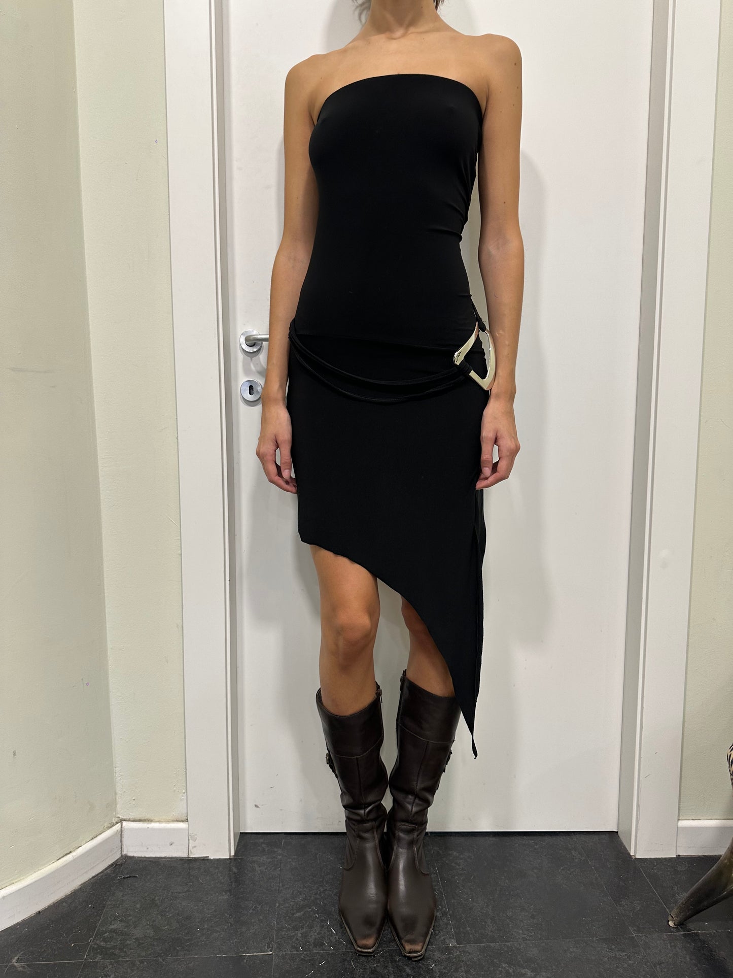 Belt dress