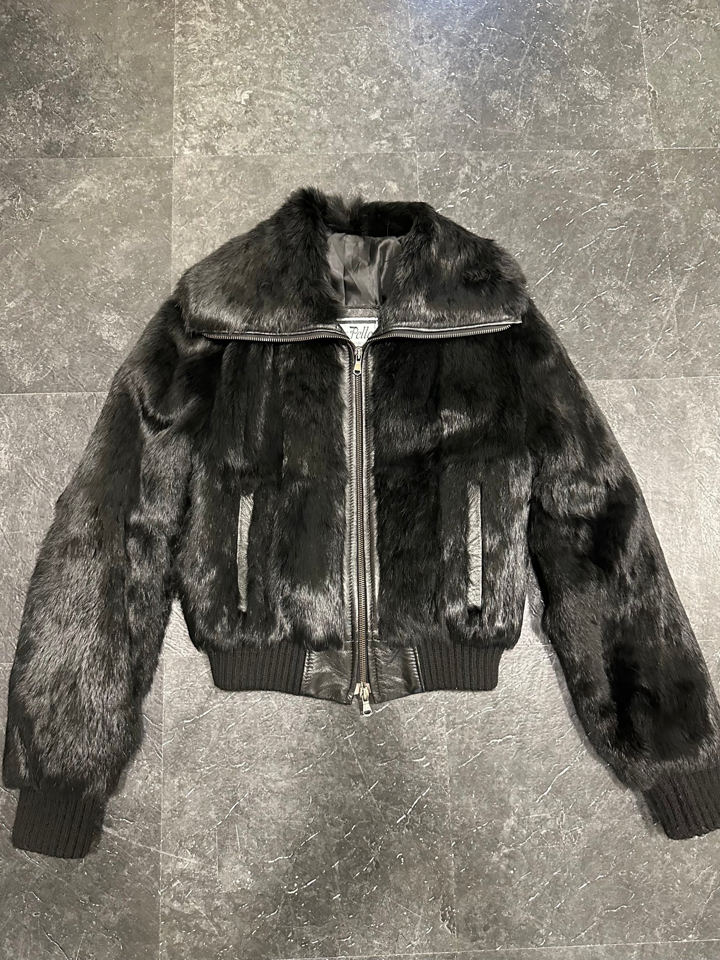 Fur bomber