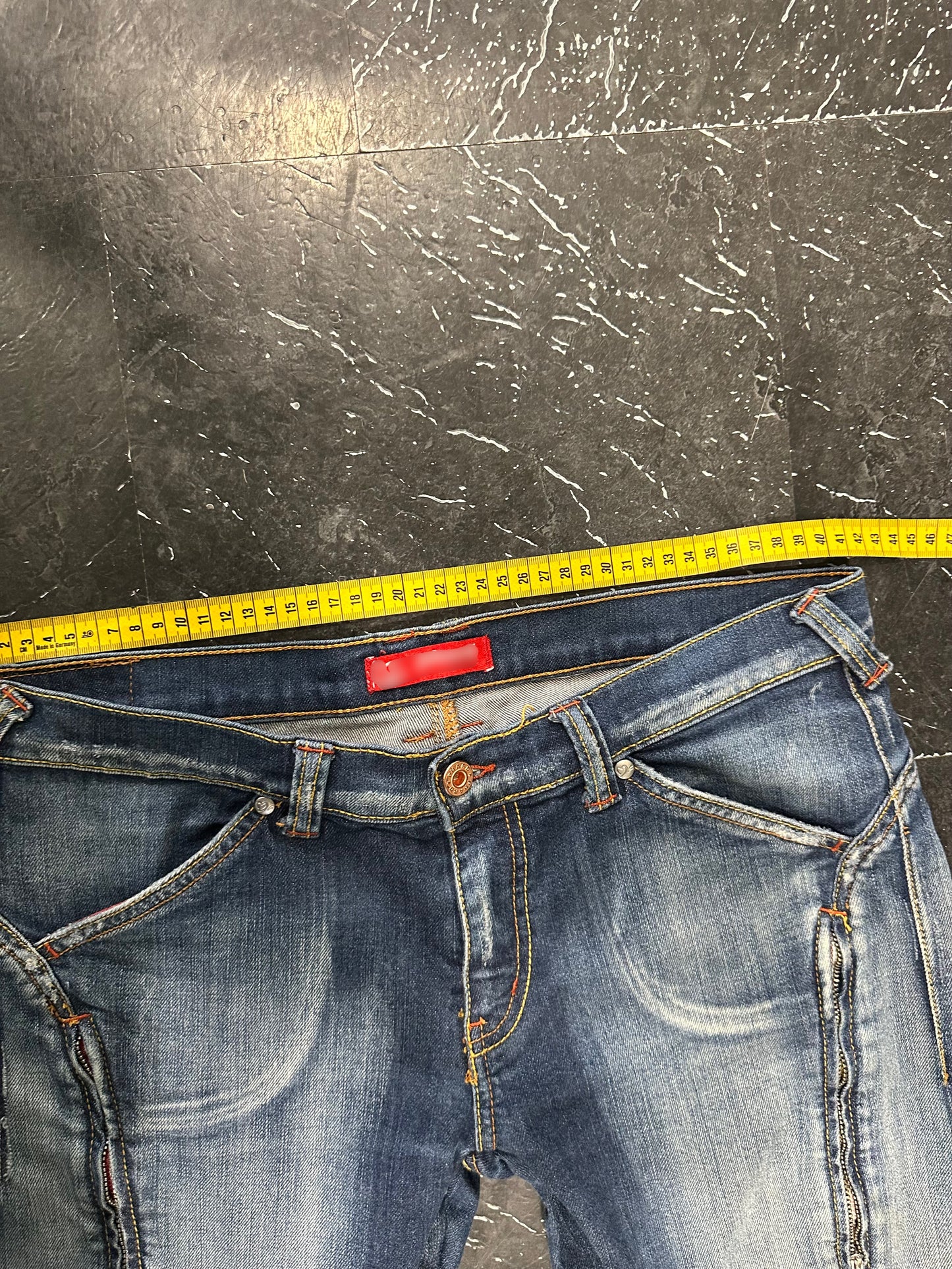 Low rise jeans