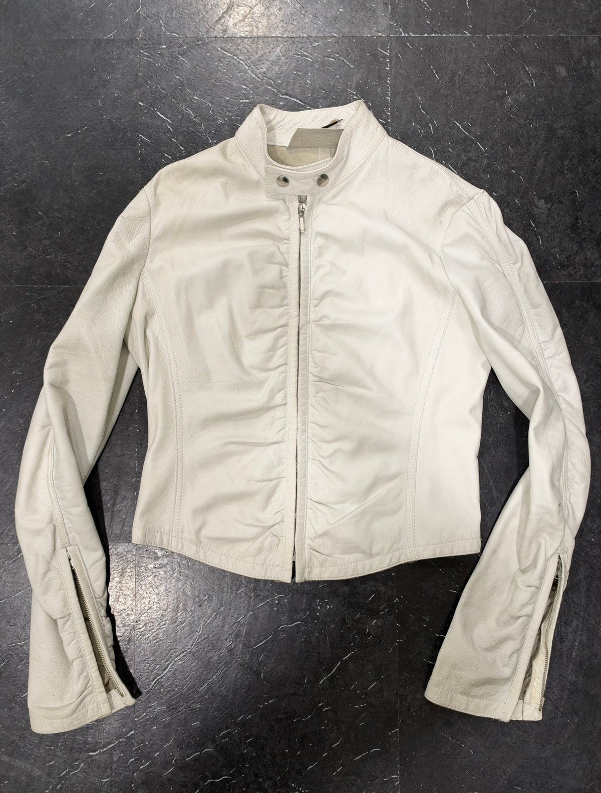 Leather wrinckles jacket