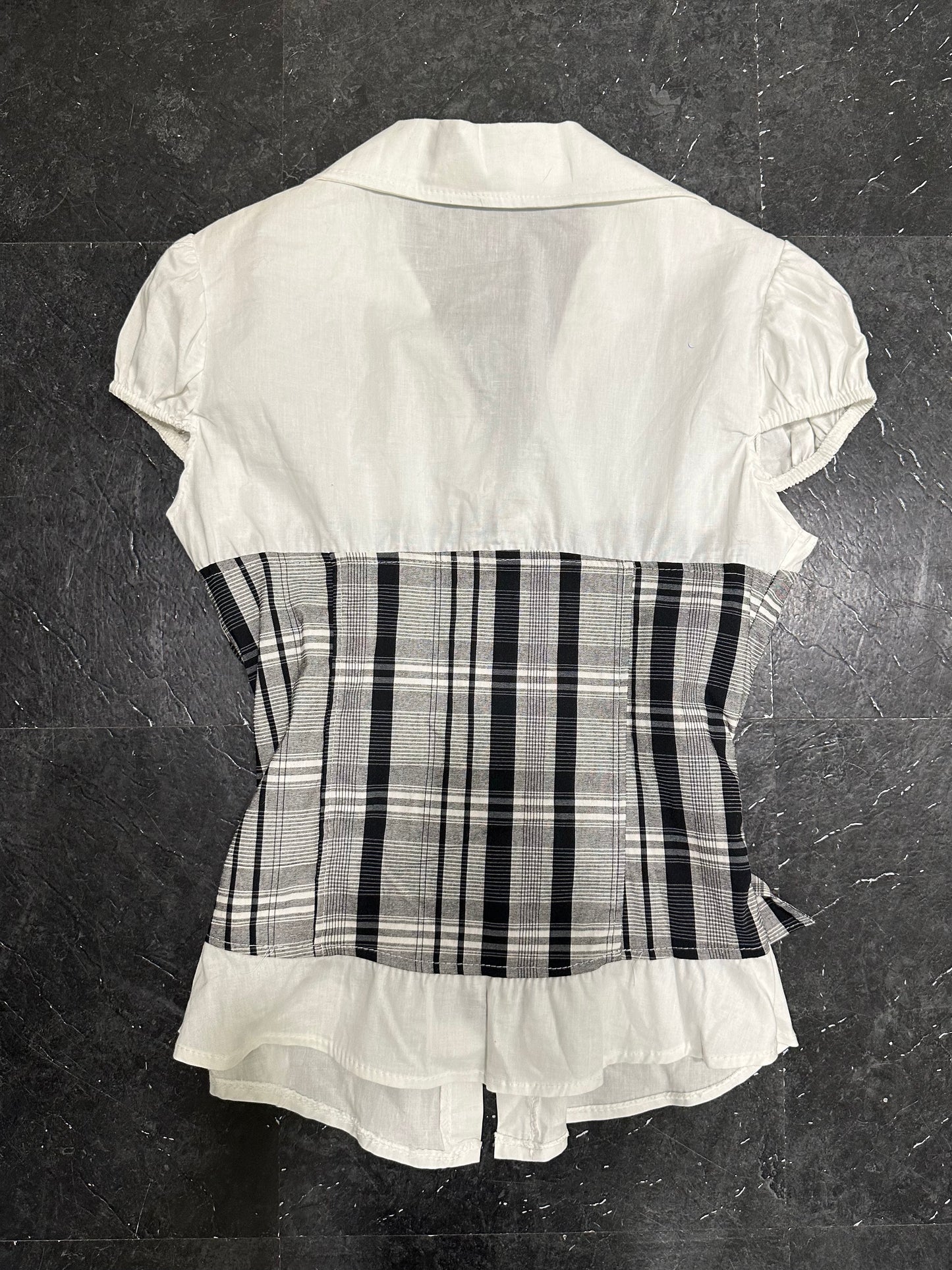 Checked belted shirt